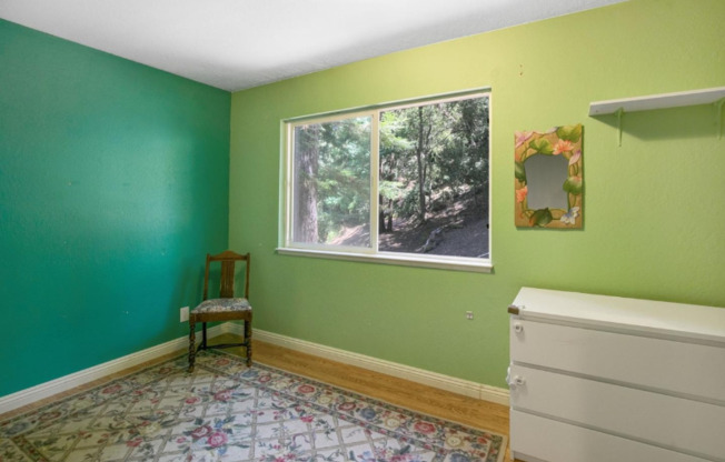 25950 SOQUEL SAN JOSE RD