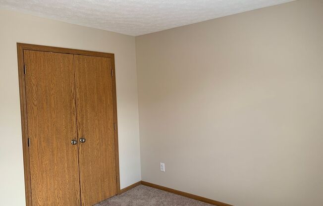 3 beds, 2.5 baths, 1,440 sqft, $1,565, Unit 3CW