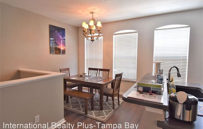 Bayshore Townhome next to MacDill AFB