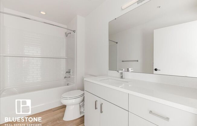 1 bed, 1 bath, 700 sqft, $2,499, Unit 504
