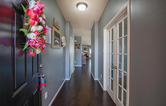 7616 BERRENDA DR