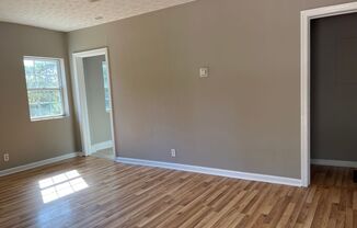 3 beds, 1 bath, $1,350