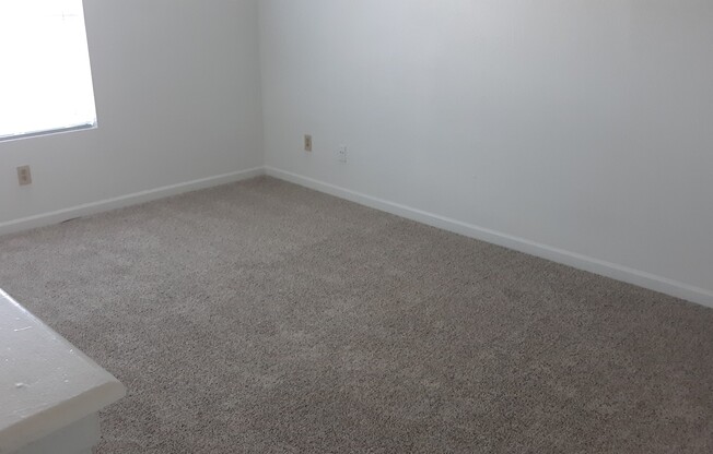 Emerald Cove Apartments