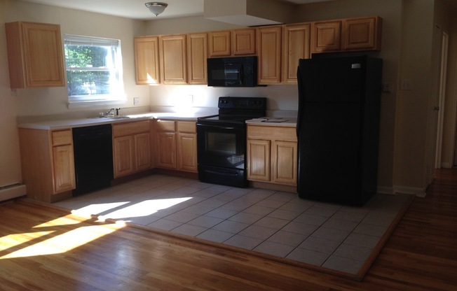 Ravenswood Apartments