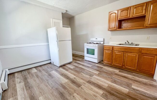 1 bed, 1 bath, $1,230, Unit 6