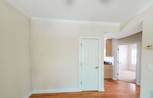 2 beds, 1 bath, 645 sqft, $2,750, Unit 1210WAV2