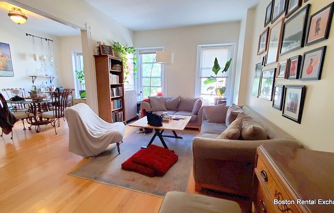64 VINAL AVE