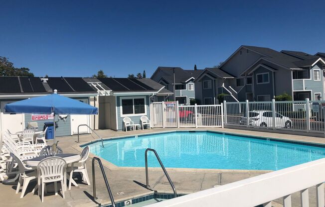 1 bed, 1 bath, 576 sqft, $1,830, Unit 105