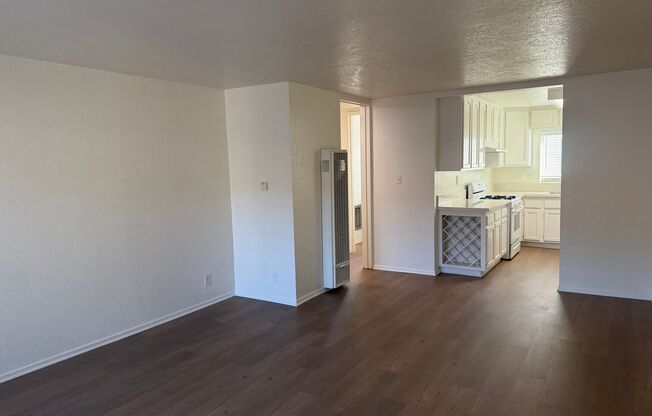 2 beds, 1 bath, 806 sqft, $2,540, Unit 5041A