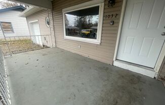 3 beds, 2 baths, $1,495