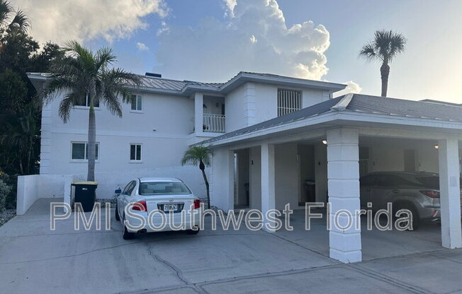 1434 W MARION AVE