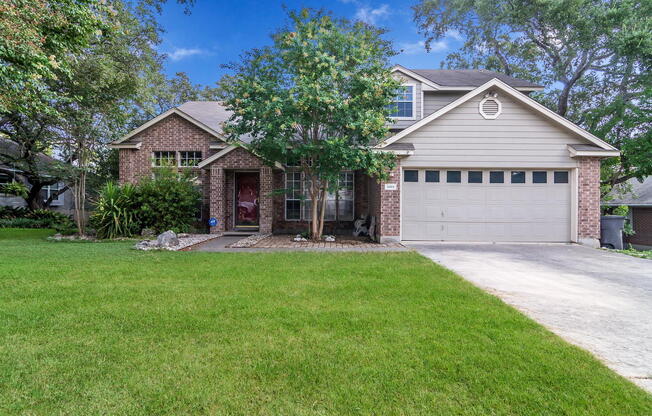 Wonderful 4BR/2.5 Bath in Encino Park -- Downstairs Primary Bedroom!