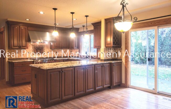 15590 TANAGER DR