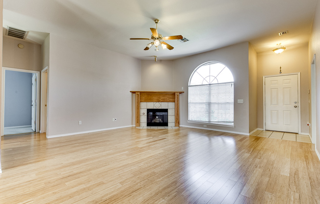 Edmond Schools + 4 bedrooms