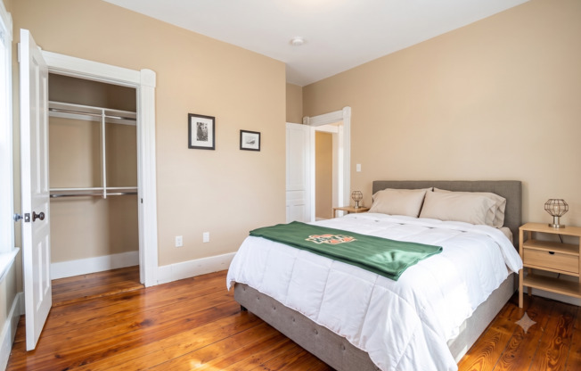 60 BROOKSIDE AVE