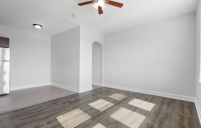 1 bed, 1 bath, 419 sqft, $1,850, Unit 706