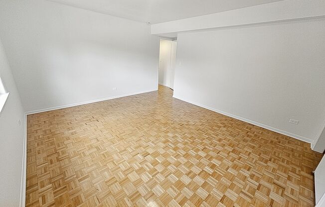 2 beds, 1.5 baths, $2,395, Unit 304