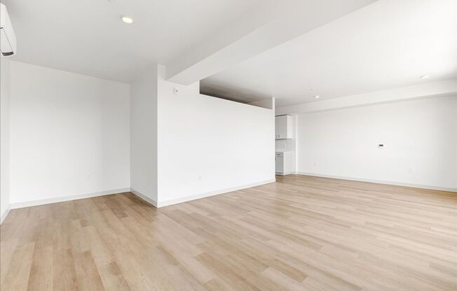 1 bed, 1 bath, 800 sqft, $1,799, Unit 206