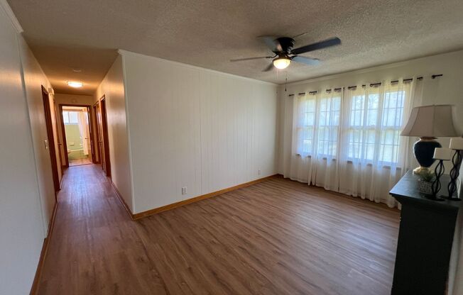 3 beds, 2 baths, $1,475