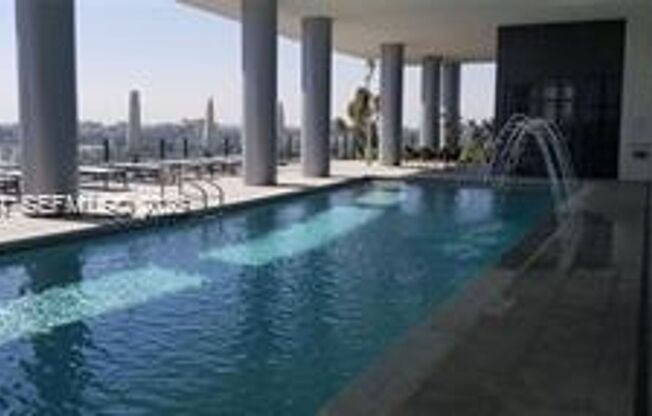 1 bed, 1.5 baths, $3,200, Unit # 2401