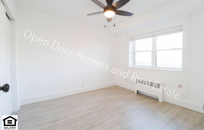 2 beds, 1 bath, 643 sqft, $995, Unit E01