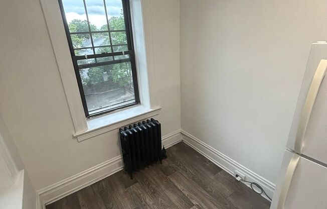 1 bed, 1 bath, 700 sqft, $2,000, Unit D03