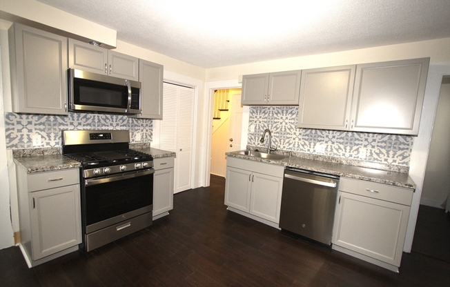 24 PLEASANT ST