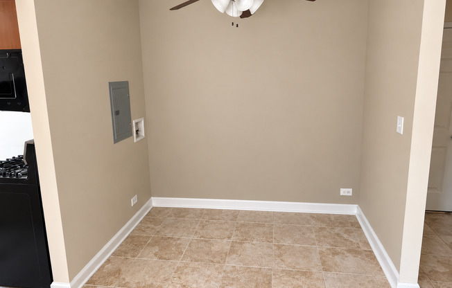 1 bed, 1 bath, 778 sqft, $1,525, Unit 102