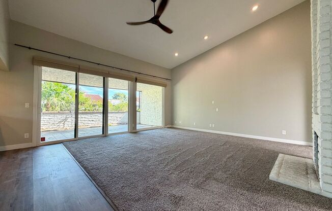 Wonderful Townhome in SE Vegas.