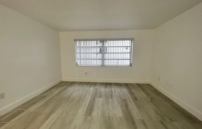 1 bed, 1 bath, 620 sqft, $1,975, Unit 307