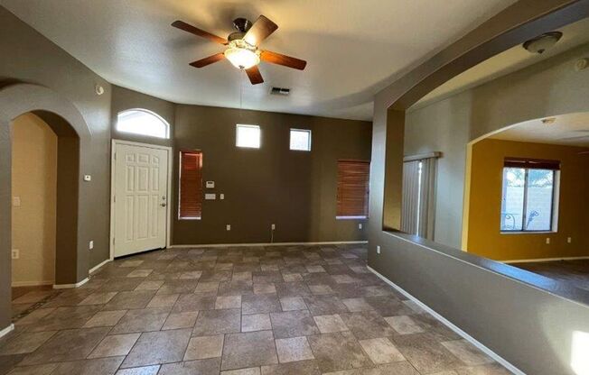 2250 E Deer Valley Rd #118