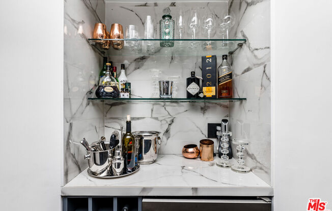 2 beds, 2 baths, 1,212 sqft, $5,000, Unit 116