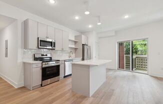 367 W Hortter St