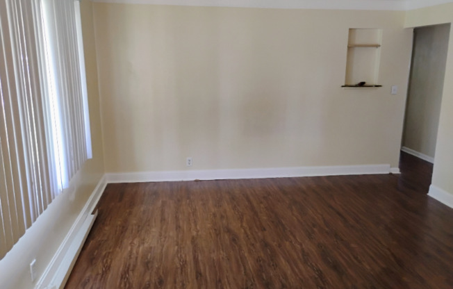 4336 N 67 ST