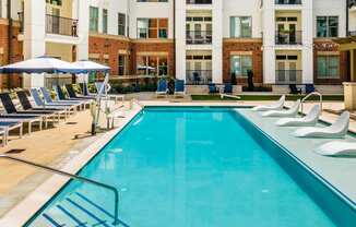 Swimming Pool at Link Apartments® Grant Park, Atlanta, 30312