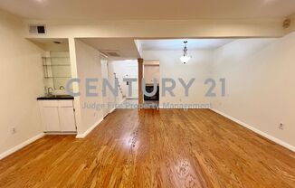 2 beds, 1.5 baths, $2,000