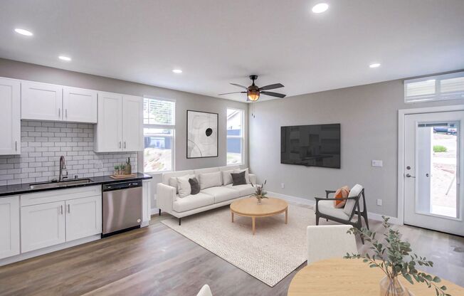 1 bed, 1 bath, 753 sqft, $2,395, Unit 9822 - 37