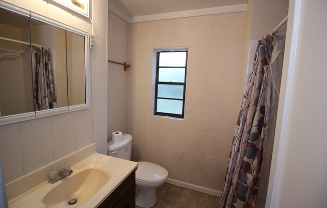 3255 Clemwood Drive #E2 Orlando, FL 32803