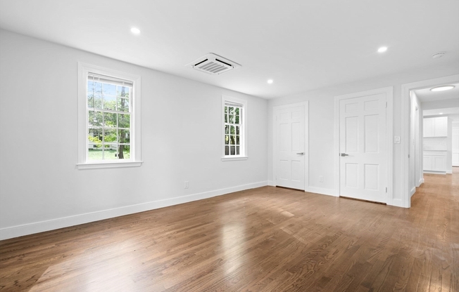 125 BEACON ST