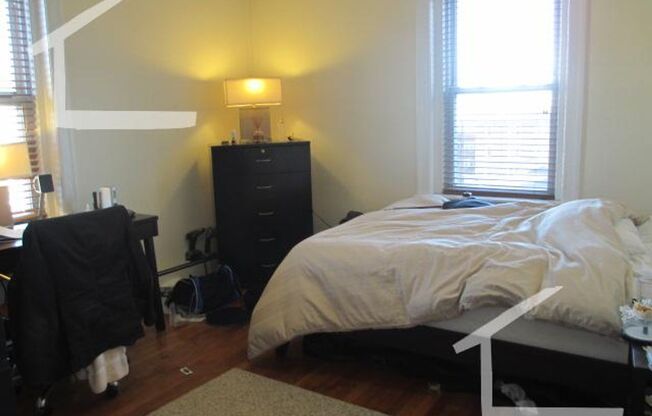 HOT BROOKLINE LISTING!!!!!