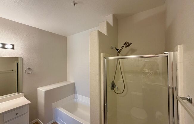 2 beds, 2 baths, $1,550, Unit # 6231