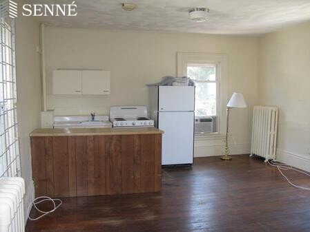 3 PRENTISS ST