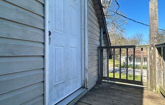 309 LAURA ST