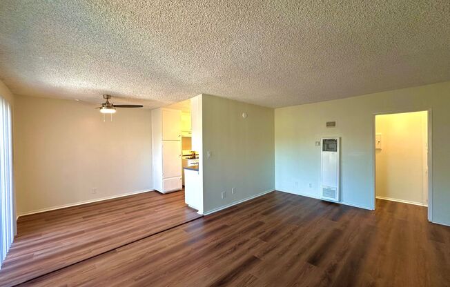 2 beds, 2 baths, 900 sqft, $2,295, Unit 12