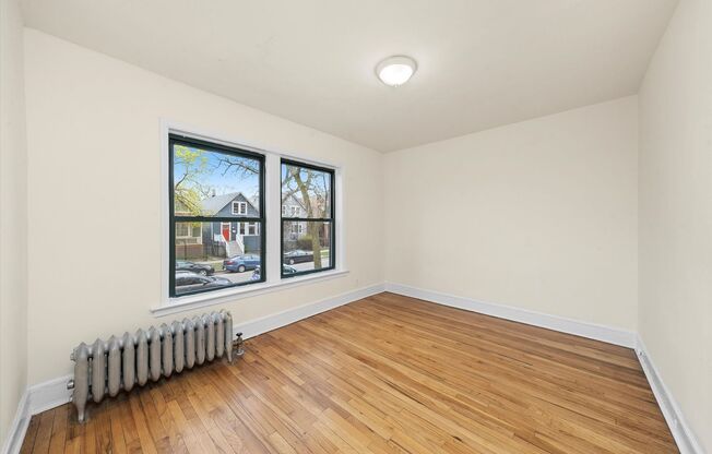 3 beds, 1 bath, 1,195 sqft, $2,995, Unit 2330-1A