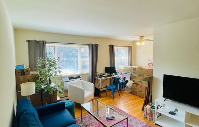 1 bed, 1 bath, 600 sqft, $1,750, Unit 521-503