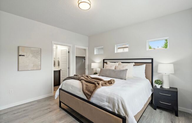 3 beds, 2.5 baths, 1,524 sqft, $2,295, Unit ABBY2-101