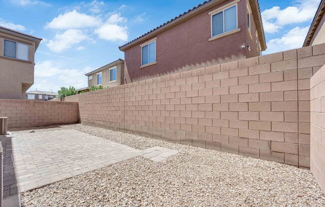 3 beds, 2.5 baths, $1,850