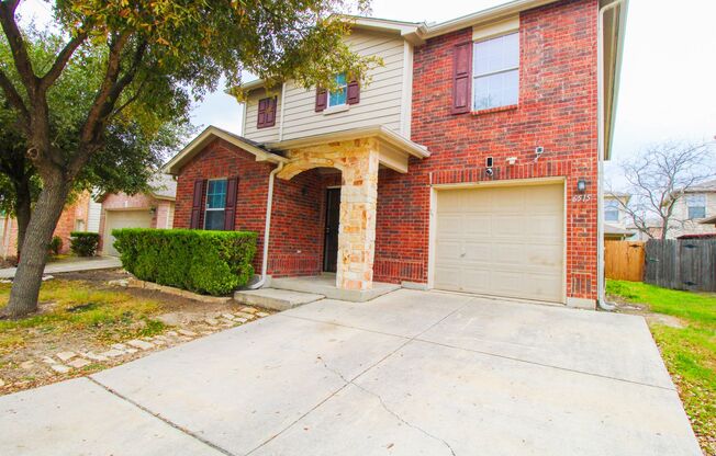 6515 Rosewood Crest
