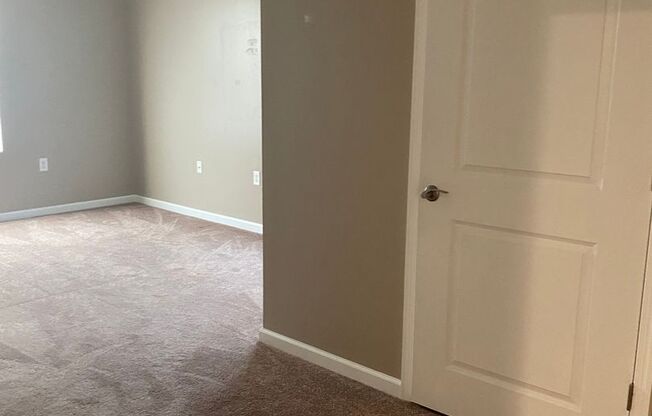 2 beds, 2 baths, 1,184 sqft, $2,025, Unit 209